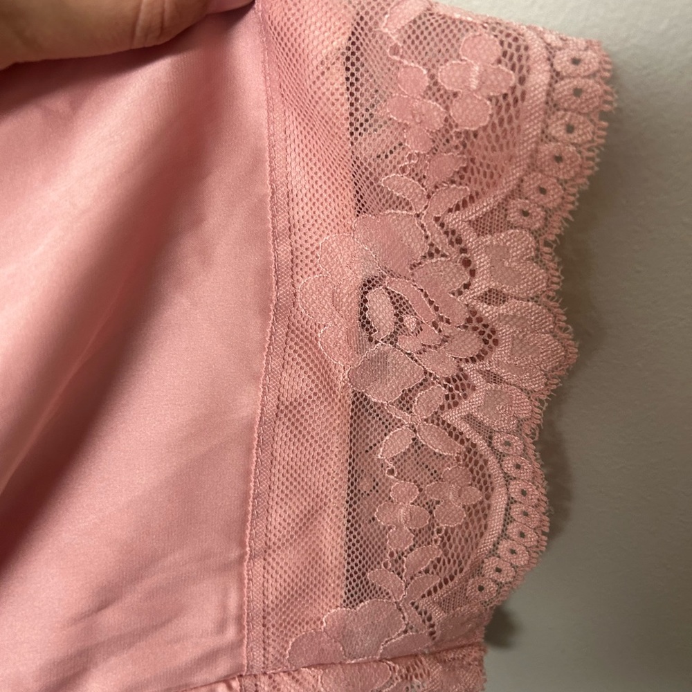 Pink Silk & Lace Lingerie Robe - Picture 3 of 3